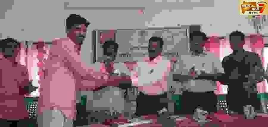 आटपाडीमध्ये तालुकास्तरीय युवा सांसद संपन्न