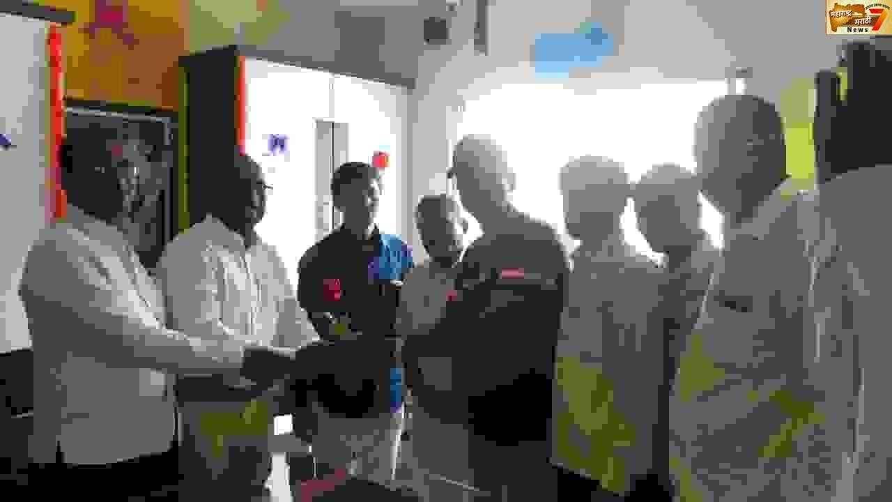 श्री आर्य चाणक्य पतसंस्थेचा रौप्यमहोत्सवी वर्धापनदिन शाखा हुपरी येथे उत्साहात साजरा.