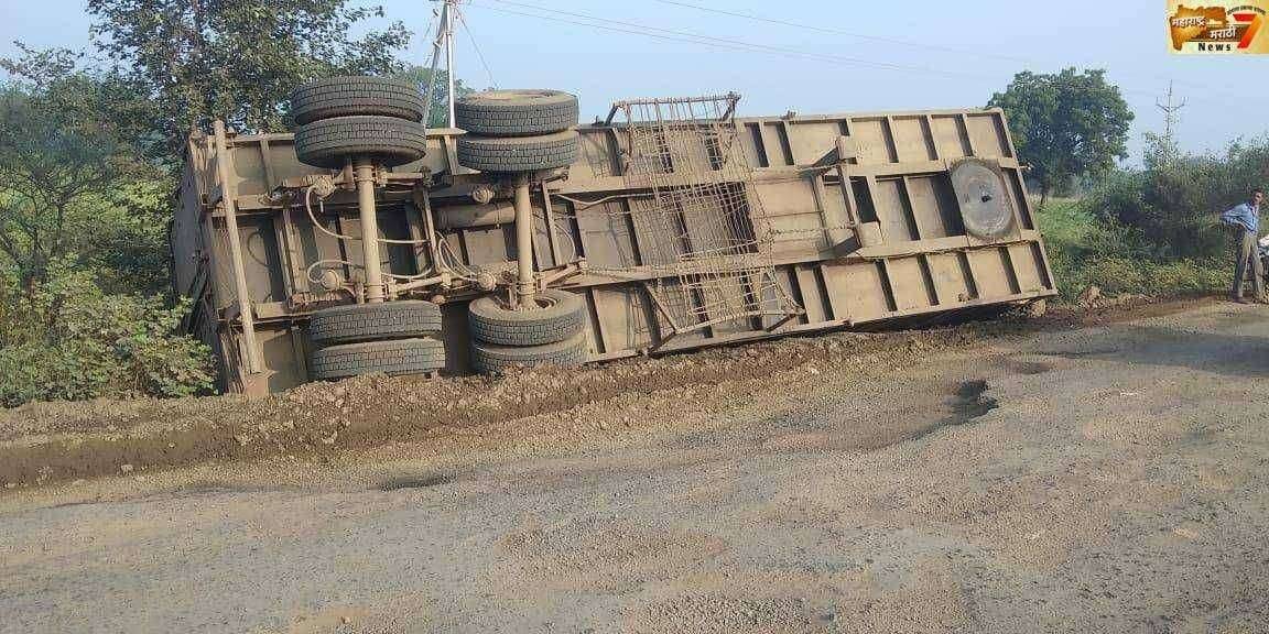 सार्वजनिक बांधकाम विभाग झोपेतून जागे कधी होणार?