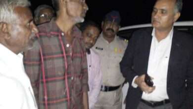 केंद्रीय पथकाची औपचारिकता भर अंधारात शेती नुकसानीची पाहणी आणि अवघ्या 5 मिनिटे केली