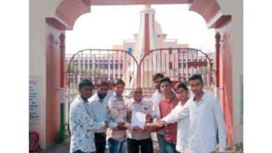 छत्रपती शिवाजी महाराज प्रवेशद्वार असा नामोल्लेख धनाजी नाना महाविद्यालय फैजपूर यांनी करण्यासाठी शिवभक्त यांनी दिलं निवेदन..