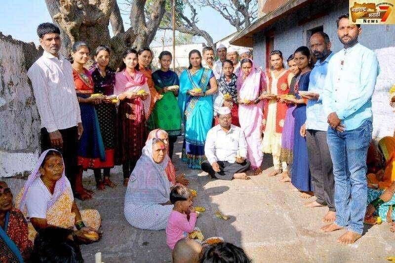 फिरंगोजी शिंदे संस्थेतर्फे गिरगावात फराळ वाटप