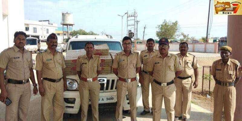 चिमूरच्या उमा नदीजवळ देशी दारू पकडली ,ठाणेदार धुळे ची कारवाई