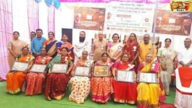 आई हे जगातील सर्वोच्च विद्यापीठ - प. पू. महामंडलेश्वर जनार्दन हरीजी महाराज