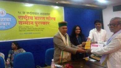 राष्ट्रीय लोकसुर्य पुरस्काराने गुलाबराव श्रीरामे सन्मानित