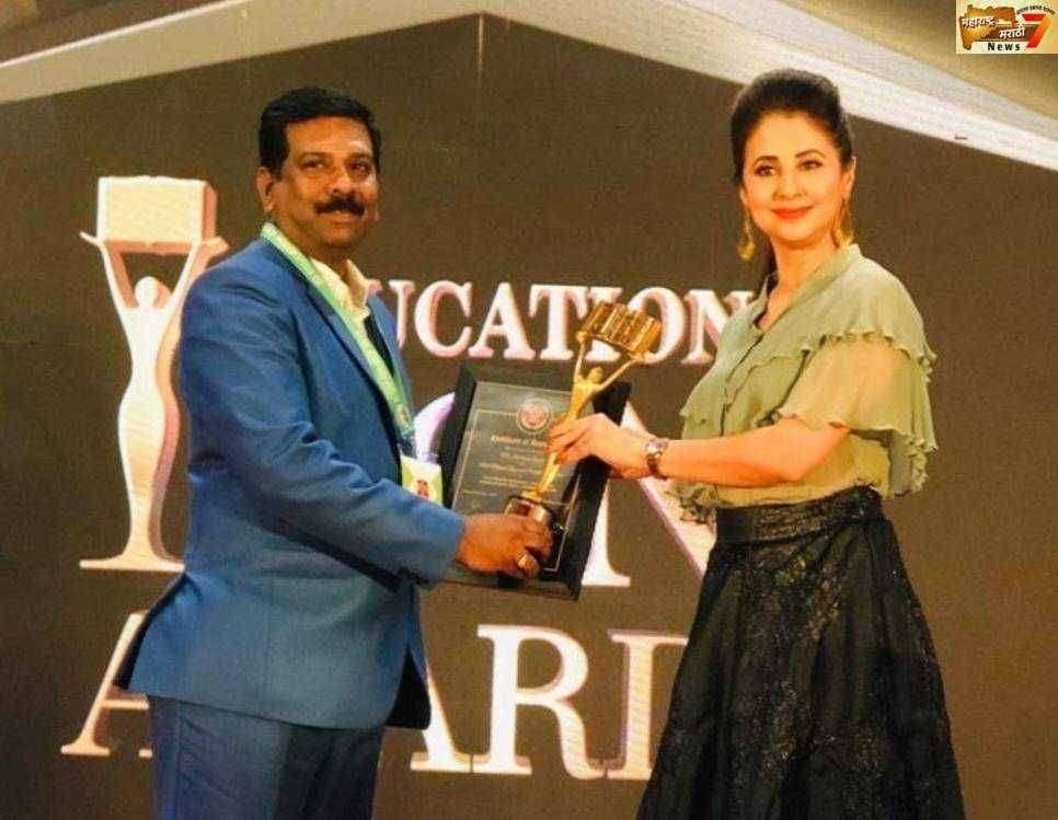 श्री.एन.टी.मुदडा ग्लोबल व्ह्यू स्कुल, अमळनेर या शाळेचे प्राचार्य श्री.लक्ष्मण लजपथी नॅशनल अवॉर्ड ने सन्मानित