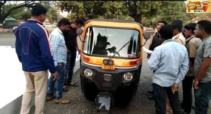 दारु तस्करीसाठी प्रवासी ऑटो चा उपयोग