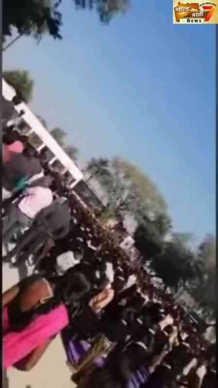 उच्च वर्णीयांनी आदिवासी  मुख्याध्यापक धिरसिंह मीणा यांना ध्वज फडकविण्यास केला मज्जाव