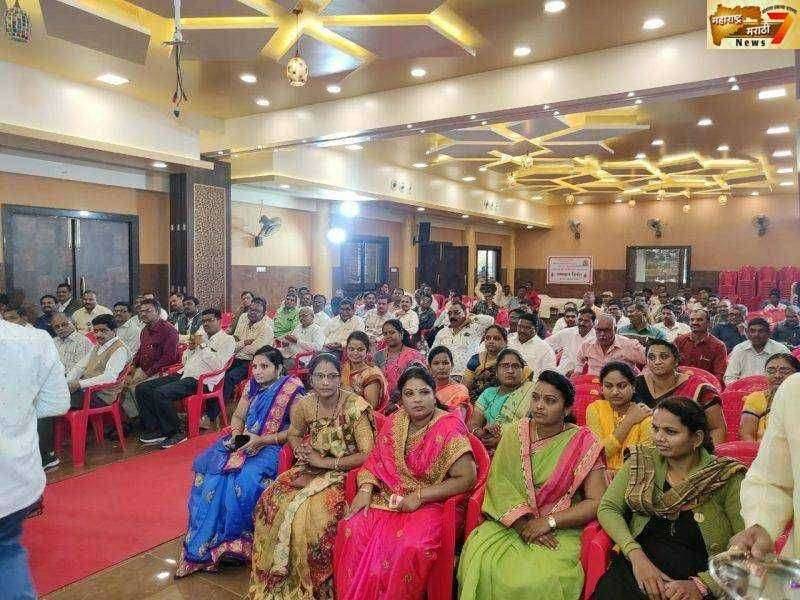 ग्रामसेवकांमधील "सेवक" जागा असल्याने ग्रामीण भागातील गावविकासास हातभार --- खासदार उन्मेश दादा पाटील यांचे प्रतिपादन