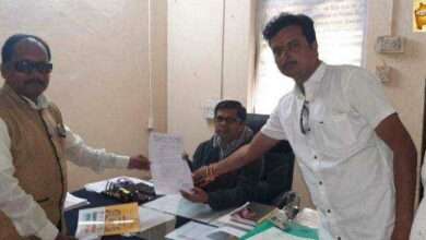 कळंब नगर पंचायत कार्यालयात जनमाहिती  अधिकारी व प्रथम अपिलीय माहिती अधिकारी यांचे नावाचे फलक लावण्यात यावे