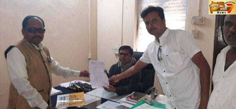 कळंब नगर पंचायत कार्यालयात जनमाहिती  अधिकारी व प्रथम अपिलीय माहिती अधिकारी यांचे नावाचे फलक लावण्यात यावे