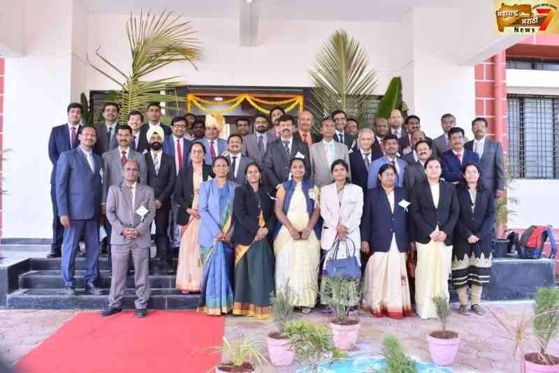 प्रलंबीत प्रकरणाचा निपटारा करण्यासाठी विलंब कमी करण्याची गरज - न्यायमुर्ती जाधव