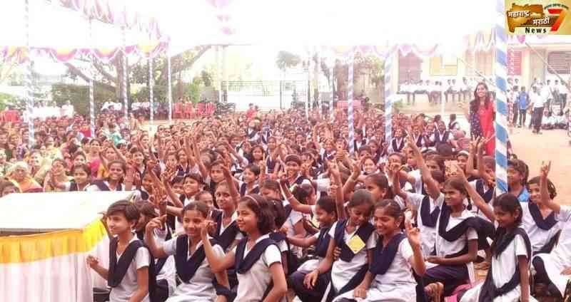 आरग हायस्कूल आरगमध्ये RJ हर्षदा ची धमाल, महिला मेळावा मोठ्या उत्साहात संपन्न.