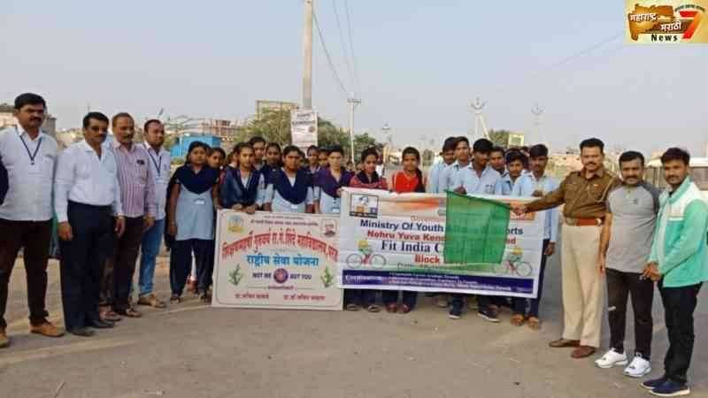 परंडा येथे नेहरू युवा केंद्राच्या मिनी मॅरेथॉनला उस्फुर्त प्रतिसाद