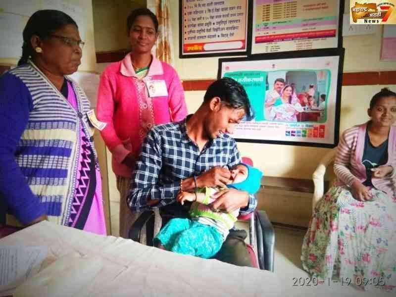 चांपा_येथे_प्लस_पोलिओ_लसीकरण पोलिओ_रविवार