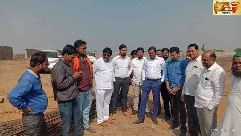 MIDC मधील कत्तलखाण्याचे काम आमदार मंगेश चव्हाण व सहकाऱ्यांनी पाडले बंद