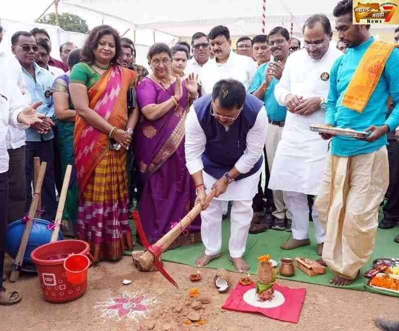 चंद्रपूरच्या क्रीडा वैभवामध्ये भर घालण्यासाठी अद्यावत क्रीडा संकुलाचा उपयोग व्हावा : ना. विजय वडेट्टीवार