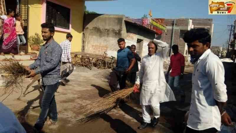 पारोळ्यात 'तरुणाई'ने स्वच्छतेसह व्यसनमुक्तीची घेतली शपथ !