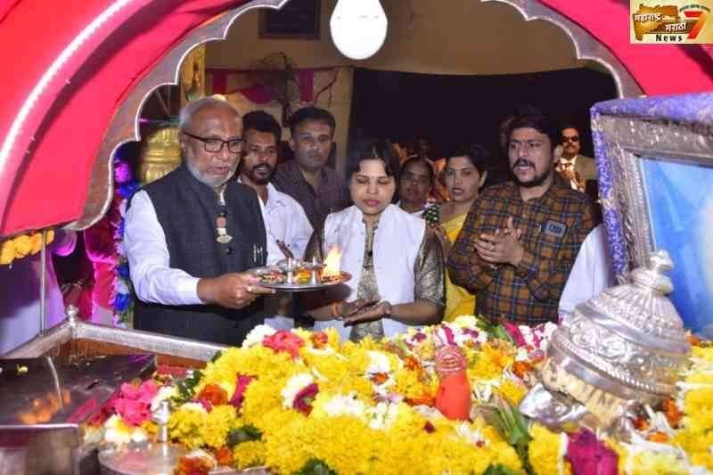 स्वामी समर्थांच्या जयघोषात वालचंदनगरीत पालखी सोहळ्याचे आगमन