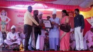 दिव्या फाऊंडेशन "समाजमानव" पुरस्काराने सन्मानित