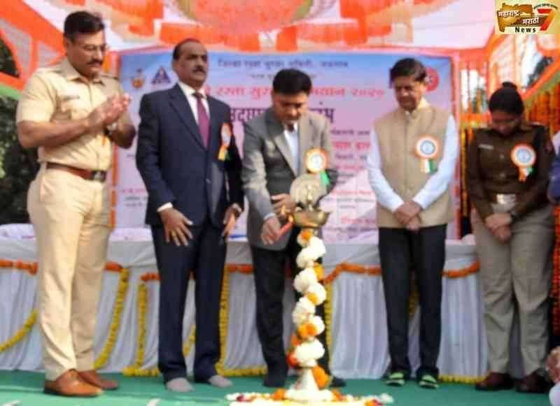 जिल्हा अपघात विरहित करण्यासाठी सर्वांनी वाहतूक नियमांचे पालन करावे - प्रमुख जिल्हा व सत्र न्यायाधीश जी. ए. सानप