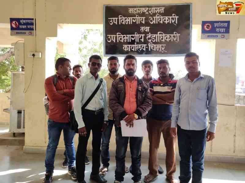 चिमूर तालुक्यातील अवैधरित्या रेती तस्करीच्या व्यवसायावर आळा घालावा युवक काँग्रेस तालुका ची मागणी