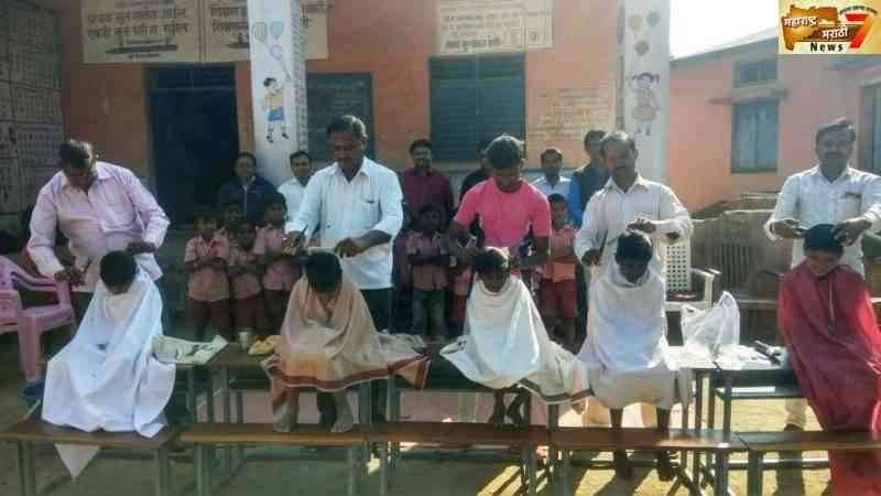 नाभिक समाज बांधवांनी दिली गरीब विद्यार्थ्यांसाठी दिली मोफत सेवा।