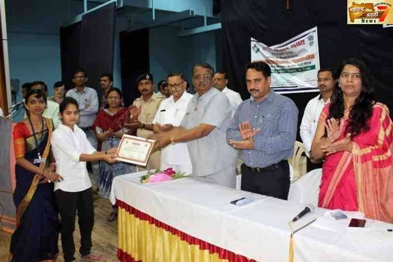 अमळनेर महसूल राष्ट्रीय मतदार दिन विविध उपक्रमांनी साजरा