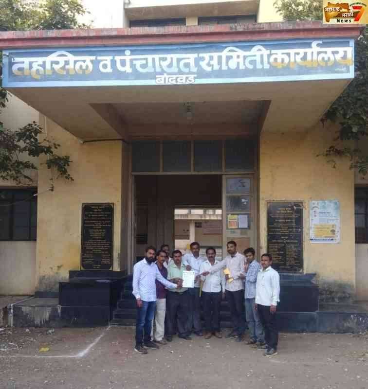 बोदवड येथील नाभिक बांधवांचे तान्हाजी चित्रपटातील भावना दुखावणारे दृष्य वगळणे बाबत निवेदन ...