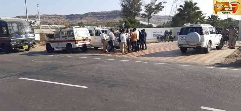 शिरवळ तालुका खंडाळा येथील एशियन पेंट कंपनी समोर कमी केलेल्या कामगारांचे आंदोलन