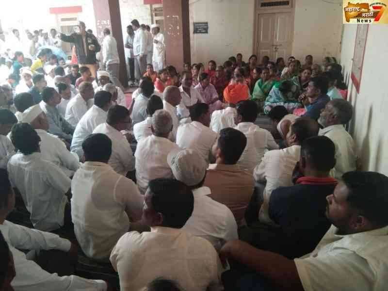 तरडगाव तालुका फलटण येथील वैद्यकीय अधिकारी डॉक्टर अनिल कदम यांची बदली रद्द करा या मागणीसाठी ग्रामसभेचे आयोजन