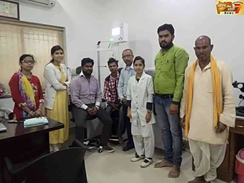 सबलक्जेटेड कैटेरेक्ट या आजारापासून ग्रस्त मुकबधिर विद्यार्थ्याची भंडारा येथे केली निशुल्क शस्त्रक्रिया