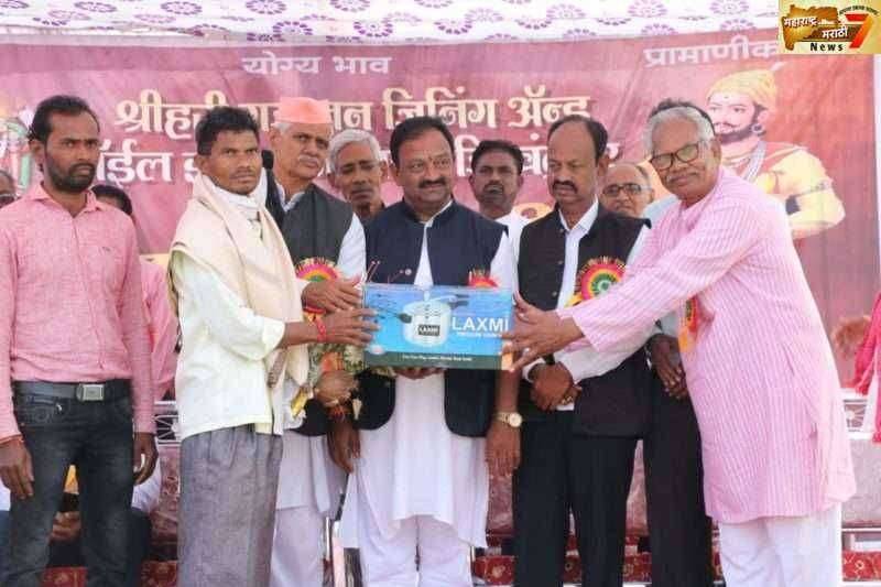 शेतकऱ्यांच्या कापसाला योग्य भाव देणार मा श्री धनराजभाऊ मुंगले