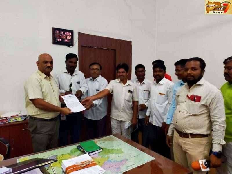 राज्यातील पत्रकारांना टोल मधून सूट द्या -पत्रकार सुरक्षा समितीचे मुख्यमंत्री यांना साकडे