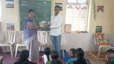 यश हे प्रयत्नांना चिकटलेले असते : मनोहर मोहरे