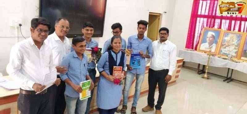 स्पर्धा परीक्षा व इतिहास कार्यशाळा संपन्न