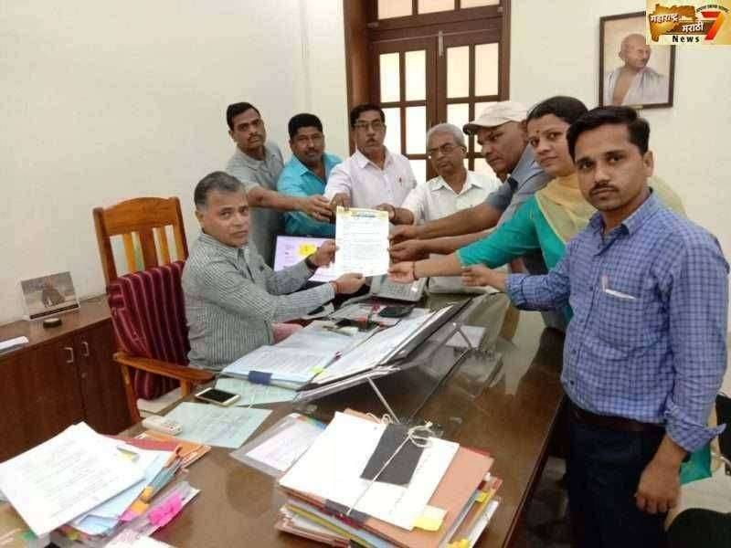 आदिवासी विद्यार्थ्यांना मारहाण अँट्रोसिटी दाखल करण्याची मागणी - बिरसा क्रांती दल पुणे उप आयुक्त कडे निवेदन द्वारे मागणी