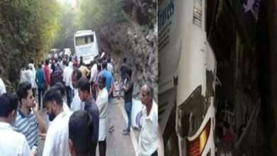 Breaking News... कर्नाटकात मोठा बस अपघात, बस डोंगराला धडकली, 9 लोक ठार, अनेक जखमी