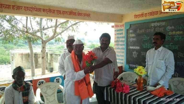 निमसाखर येथे शिवसेनेच्या वतीने जेष्ठ नागरिकांना मदत..