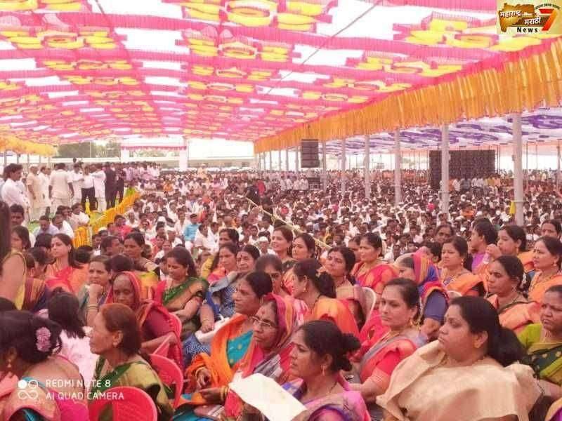 कै. जयवंतराव सावंत प्रतिष्ठान च्या सामूहिक विवाह सोहळ्याचे १२१ जोडी जोडपी विवाहबद्ध