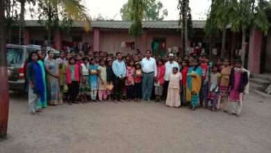 शिक्षण घेऊन मोठे आधिकारी व्हा - बिरसा क्रांती दल राज्य सचिव डी. बी.घोडे, नारोडी वस्तीगृहला सदिच्छा भेट