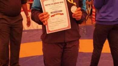 कुस्तीगीर संघ सातारा तर्फे वैष्णवी दादासो धायगुडे हिणे 68 किलो वजन गटात वरिष्ठ महिला कुस्ती स्पर्धेत राज्यातून तिसरा क्रमांक