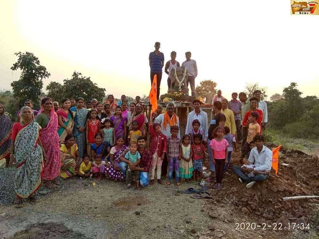 चांपा येथे स्मशानभूमीच्या लोकार्पण सोहळ्यात शिवमूर्तीची स्थापना