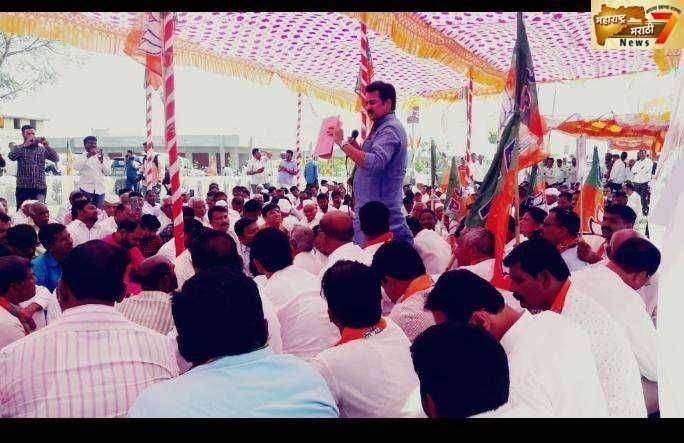 महाविकास आघाडी सरकारच्या विरोधात इंदापूर तहसील कचेरीसमोर धरणे आंदोलन..