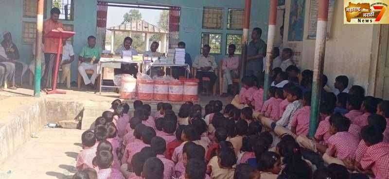 तपसे चिंचोली जिल्हा परिषद शाळेत बक्षीस वितरण