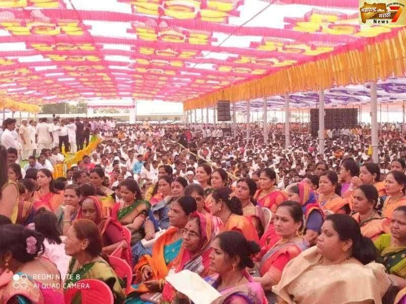 कै. जयवंतराव सावंत प्रतिष्ठान च्या सामूहिक विवाह सोहळ्याचे १२१ जोडी जोडपी विवाहबद्ध