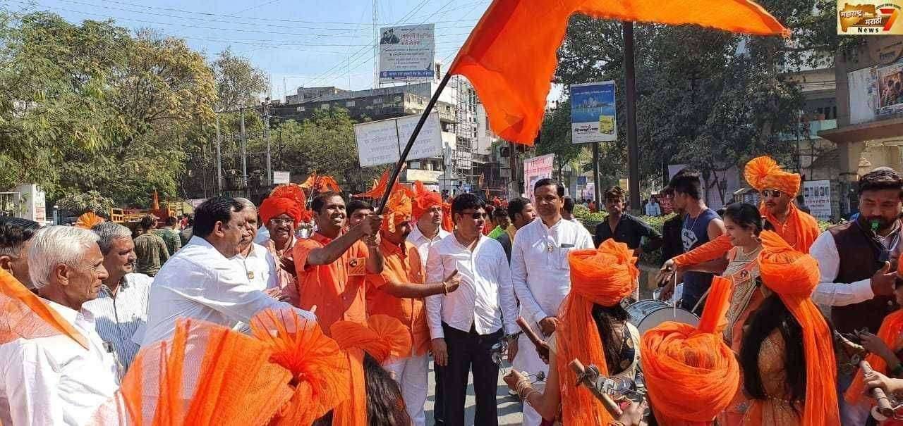 जय जिजाऊ... जय शिवरायाच्या जयघोषात दुमदुमली जळगाव नगरी...