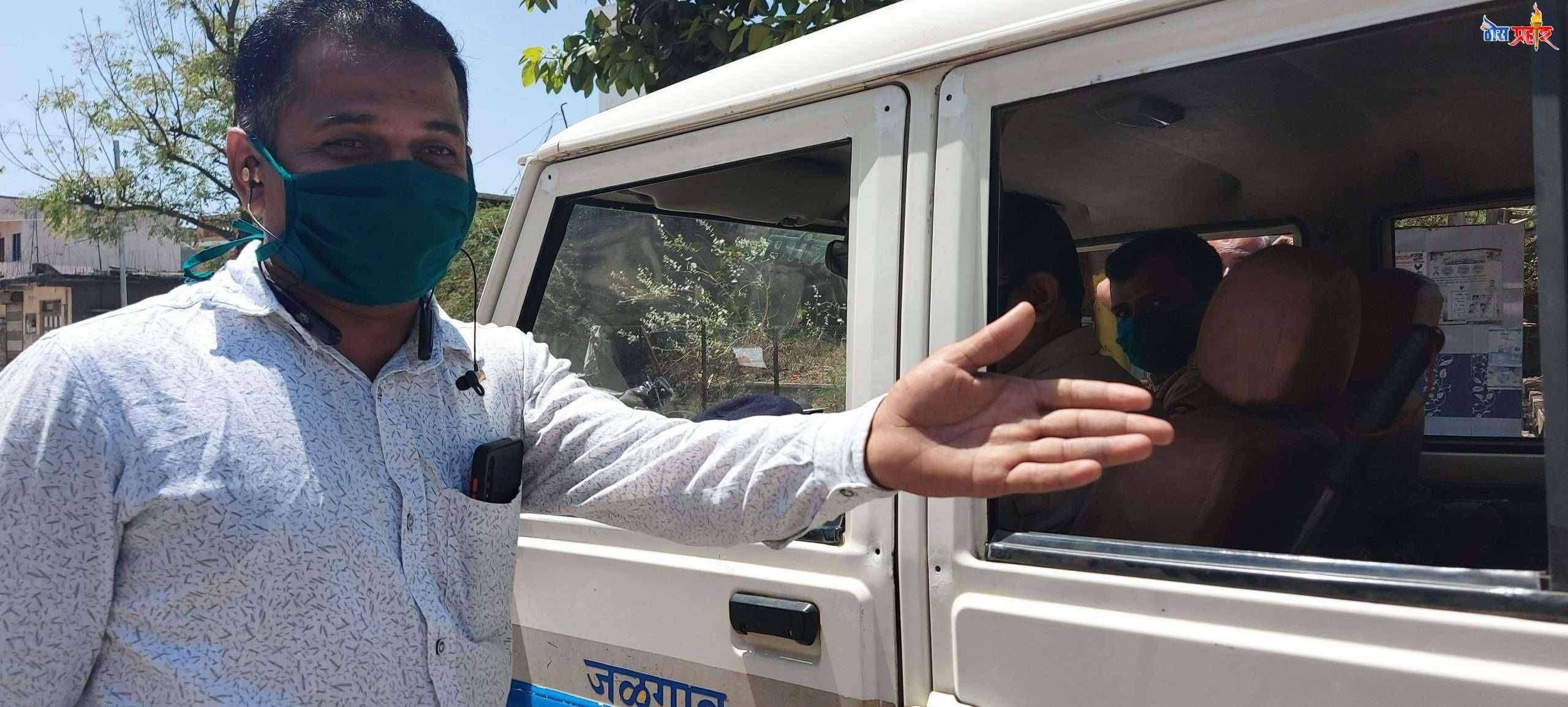 अमळनेर येथे उपविभागीय पोलीस अधीक्षक राजेंद्र ससाणे यांच्या मार्गदर्शनाखाली पोलीस निरीक्षक अंबादास मोरे यांनी ठेवला चोख बंदोबस्त