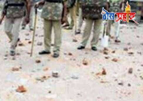 ? Big Breaking रावेर येथे दोन गटात तणाव ...दोन्ही गटाकडून दगडफेक