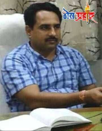 अमळनेर तहसीलदारांनी कोरोना च्या पार्श्वभूमीवर धान्य वाटप नकेलेल्या दुकानाचा परवाना रद्द करण्याचा प्रस्ताव पाठविला जिल्ह्याधिकारी कडे